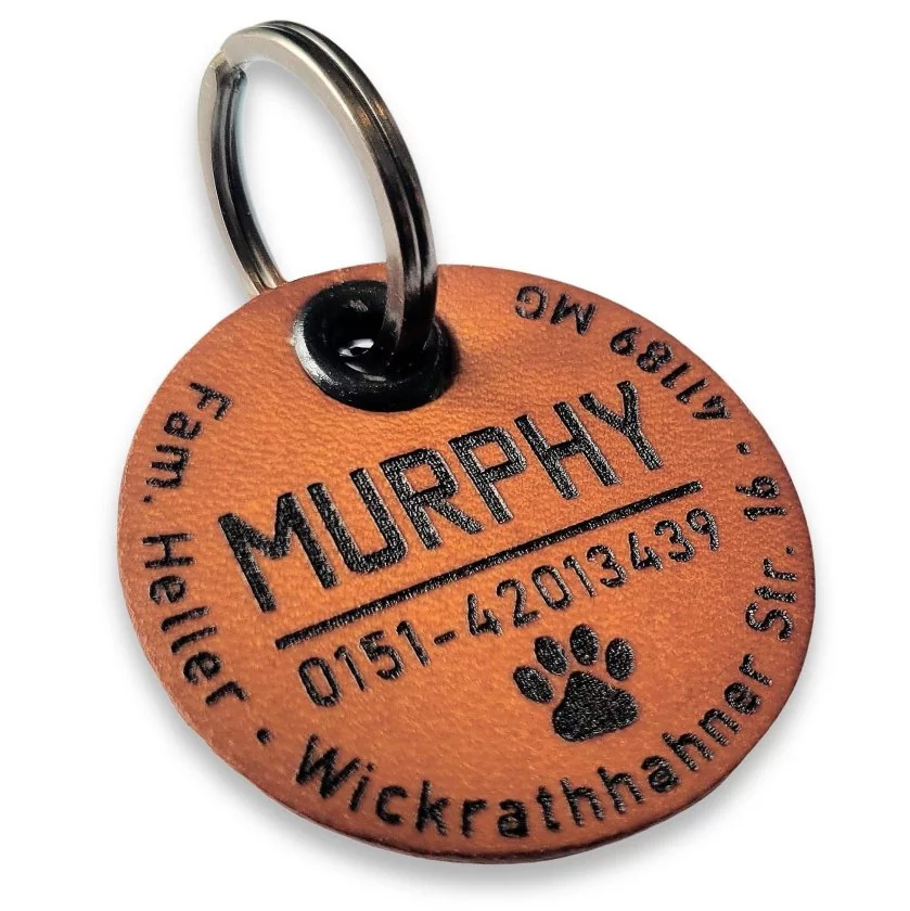 Hundemarke mit Gravur aus Leder mit Gravur Name, Adresse, Telefonnummer. Farbe vintage chocolate