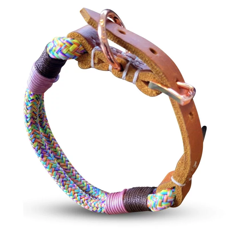 Halsband aus Tau und Leder, mit Schnalle, flower power und cognac braun Halsband aus Tau und Leder, mit Schnalle, flower power und cognac braun