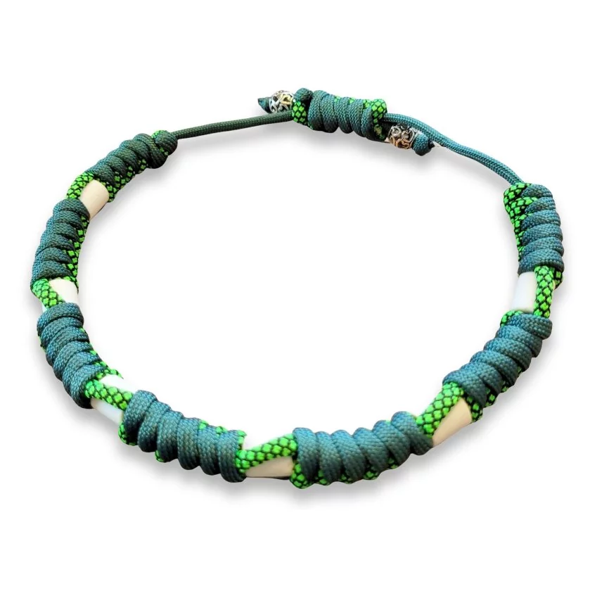 EM-Keramik-Halsband aus Paracord mit EM-Keramik alphine grün / neon green diamonds