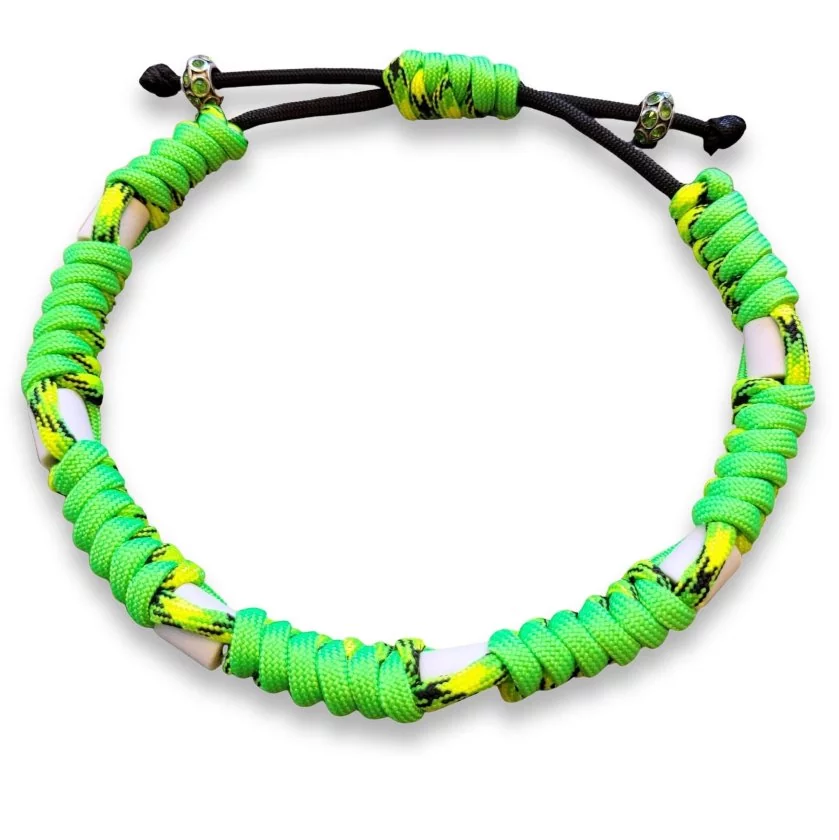 EM-Keramik-Halsband aus Paracord mit EM-Keramik dragonfly / ultra neon grün