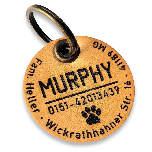 Hundemarke aus Leder mit Gravur Name, Adresse, Telefonnummer. Farbe tortilla