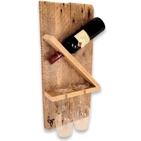 Mobile Preview: Weinregal hängend aus Europaletten Altholz mit 2 Weingläsern und 1 Flasche Wein
